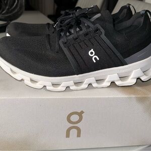 On Cloudswift 3 Running Shoes Size 13M (Worn Twice)